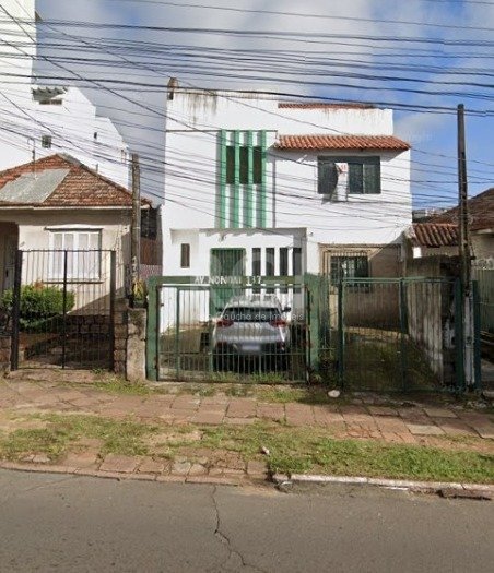 ATENO INVESTIDOR! 
timo terreno na avenida Nonoai, composto de 1 prdio com 12 JK'S e 2 apartamentos de 1 dormitrios.
No perca tempo e agende uma visita! 
 