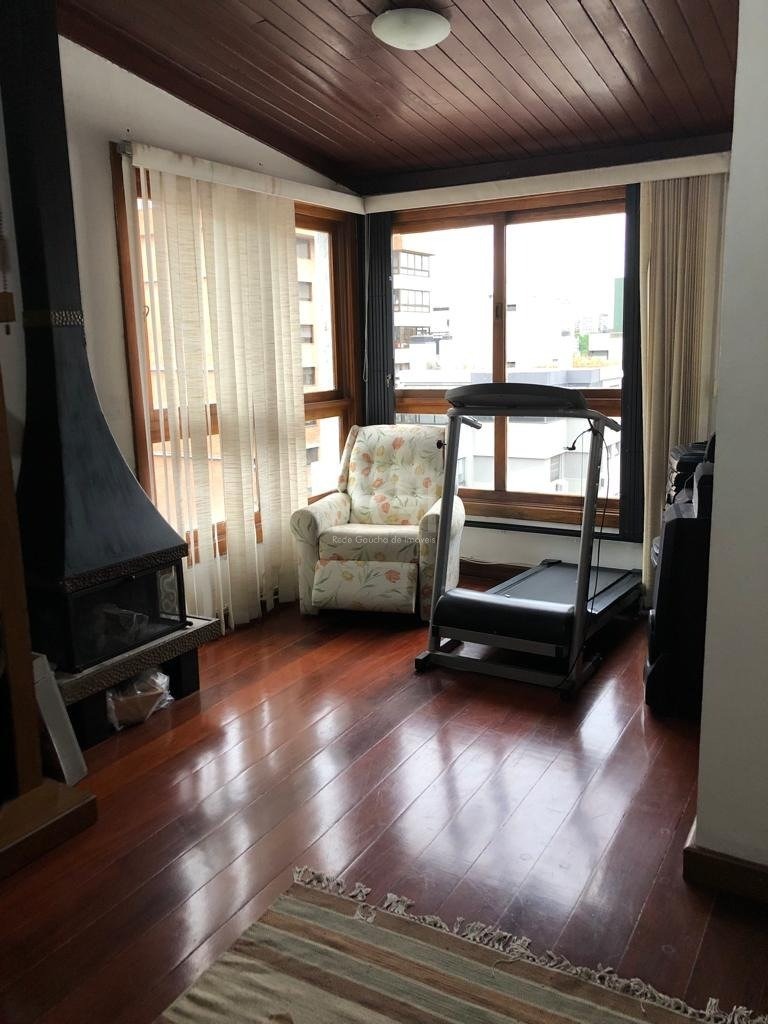 Cobertura à venda com 100m², 3 quartos, 1 suíte, 2 vagas no bairro Petrópolis em Porto Alegre