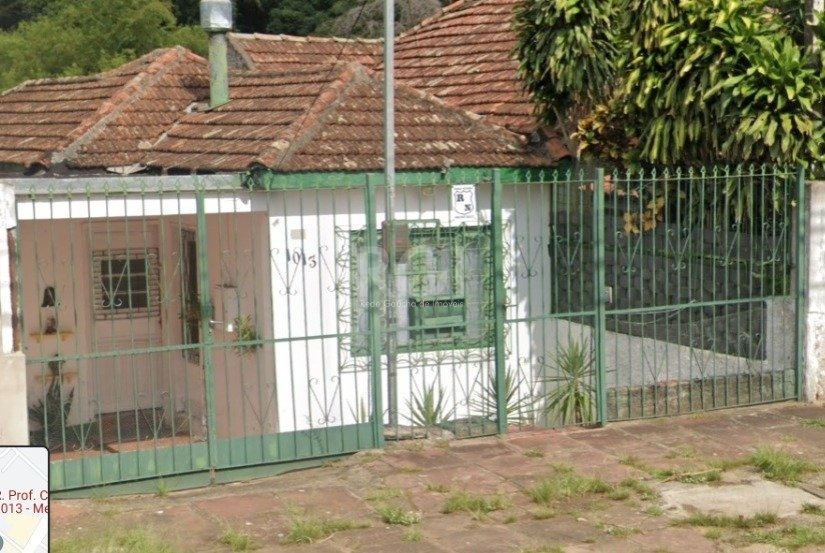 Terreno com 220m² no bairro Teresópolis em Porto Alegre para Comprar