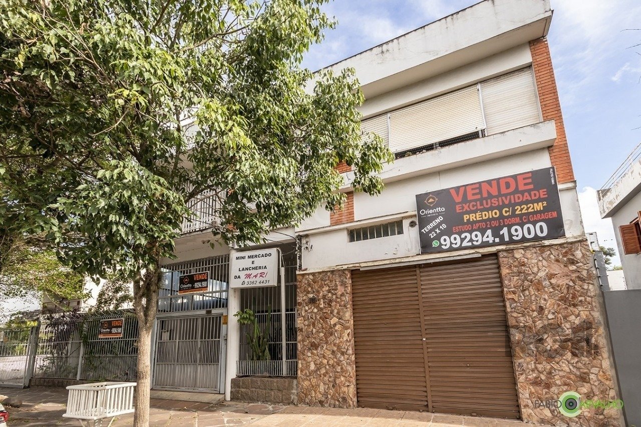 Casa com 222m², 3 dormitórios no bairro Santa Maria Goretti em Porto Alegre  para Comprar - OT9240 - Máffer Imóveis - Imobiliária Porto Alegre