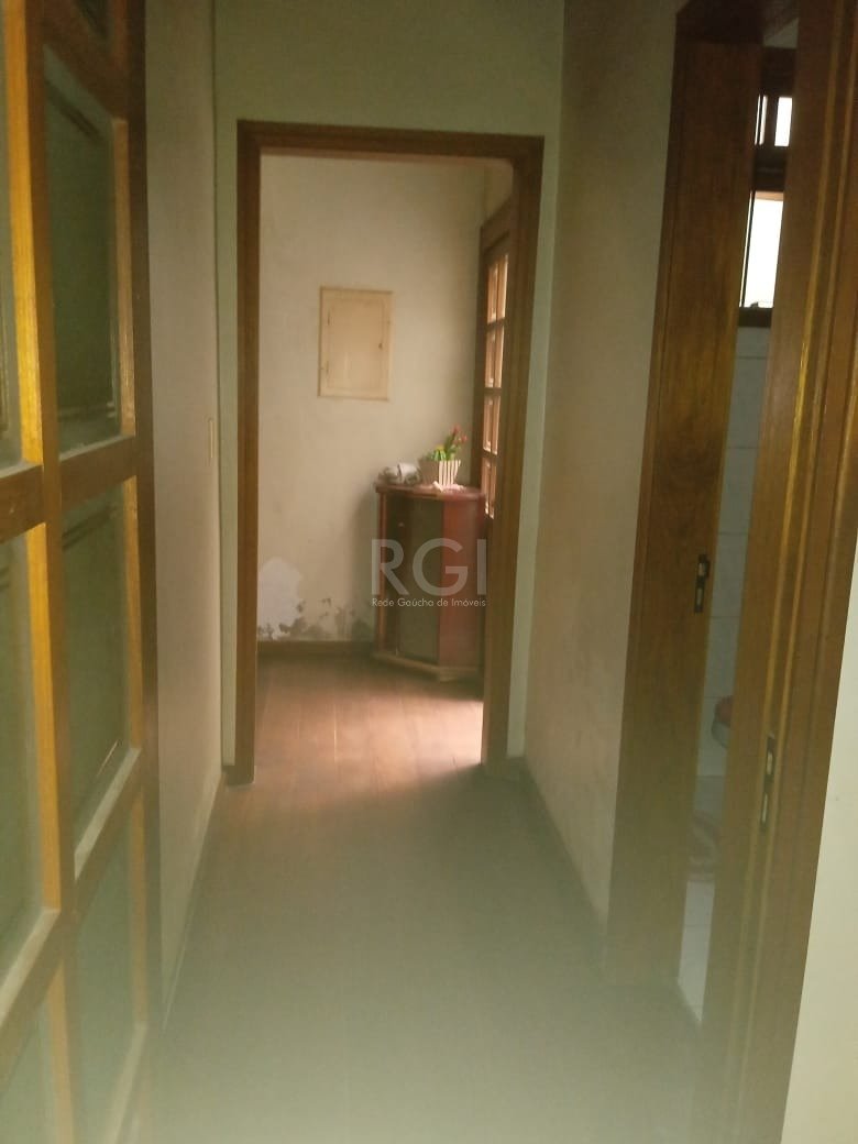 Casa à venda com 3 quartos, 218m² - Foto 5