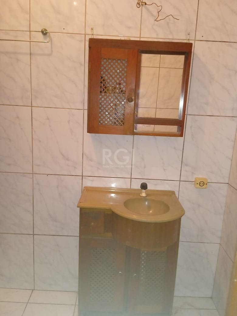 Casa à venda com 3 quartos, 218m² - Foto 9