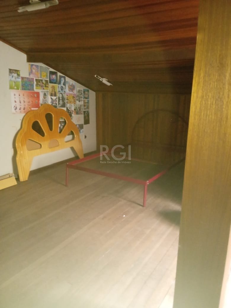 Casa à venda com 3 quartos, 218m² - Foto 10