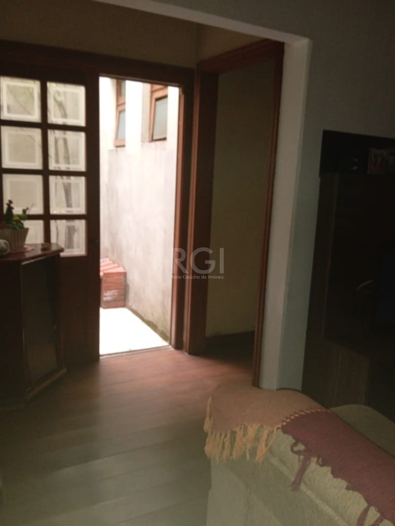 Casa à venda com 3 quartos, 218m² - Foto 15