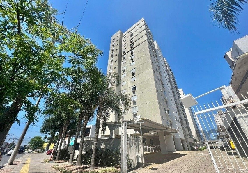 Apartamento com 51m², 2 dormitórios, 1 vaga no bairro Centro em Canoas para Comprar
