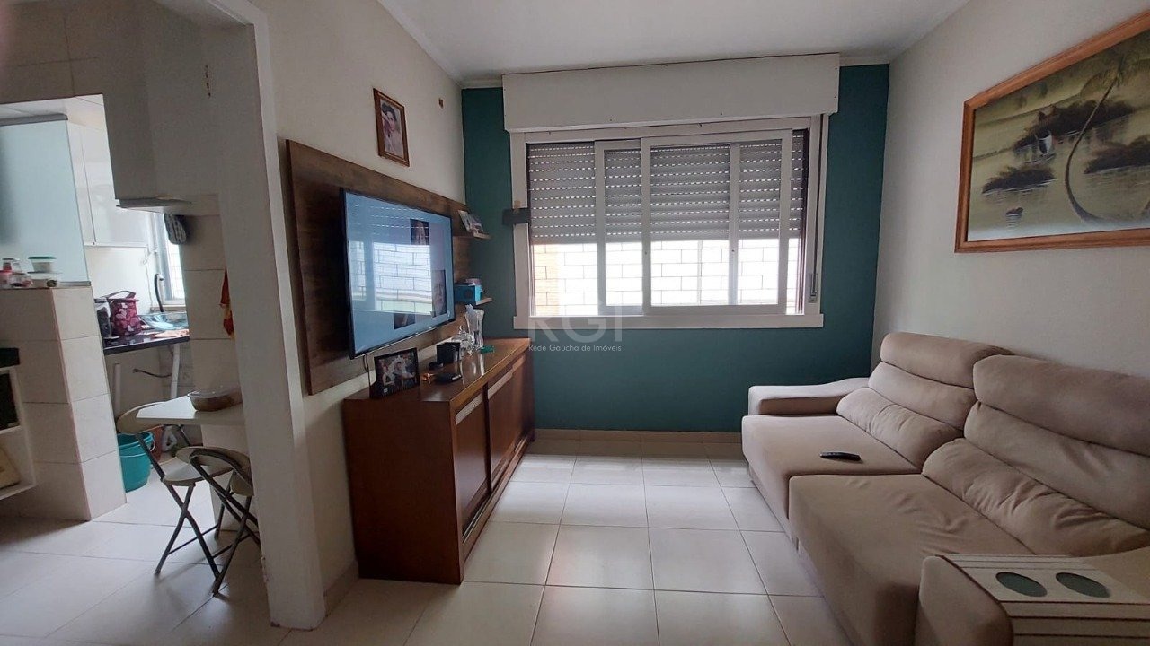 Apartamento com 60m², 2 dormitórios, 1 vaga no bairro Protásio Alves em Porto Alegre para Comprar
