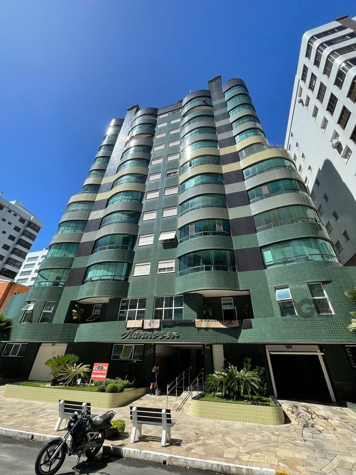 Apartamento à venda com 87m², 2 quartos, 1 suíte, 2 vagas no bairro Centro em Capão da Canoa