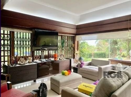 Casa 4 dormitórios