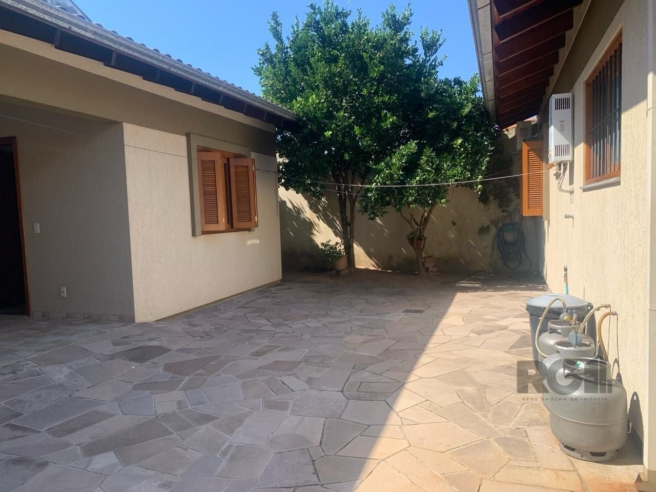 Casa à venda com 3 quartos, 181m² - Foto 5