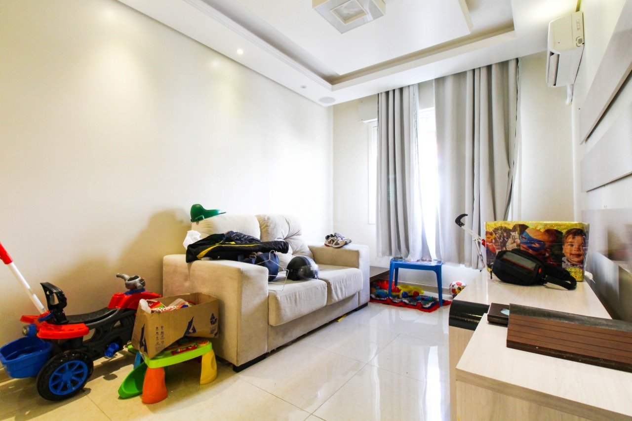 Apartamento à venda com 78m², 2 quartos, 1 vaga no bairro São Sebastião em Porto Alegre