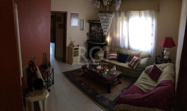 Cobertura à venda com 157m², 3 quartos, 1 suíte, 2 vagas no bairro Jardim Planalto em Porto Alegre