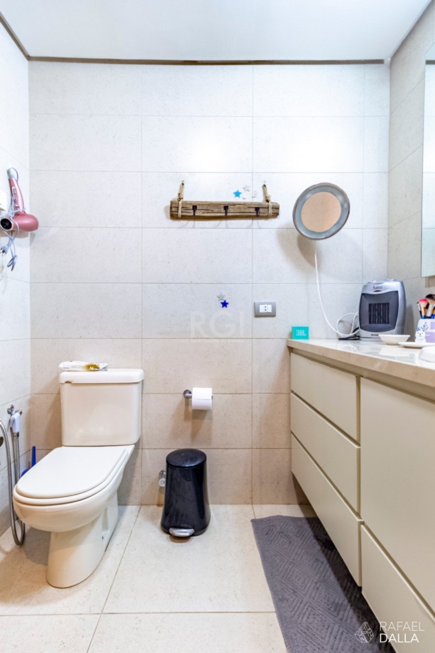 Cobertura para Venda - 304.71m², 3 dormitórios, sendo 1 suites, 2 vagas - Bela Vista