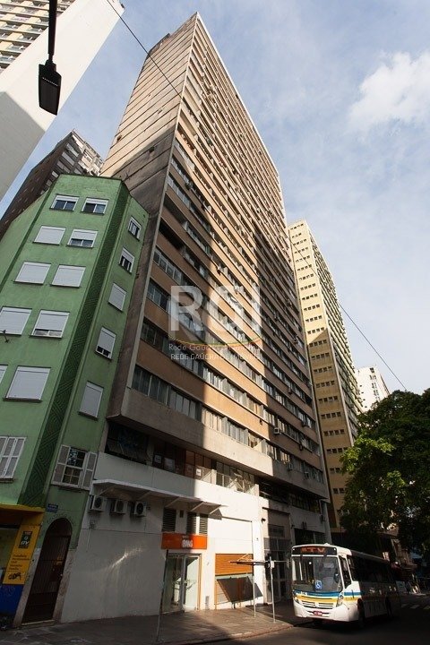 Apartamento à venda com 50m², 2 quartos no bairro Centro Histórico em Porto Alegre