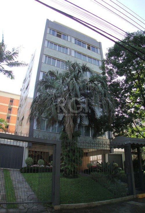 Apartamento com 209m², 3 dormitórios, 1 suíte, 2 vagas no bairro Auxiliadora em Porto Alegre para Comprar