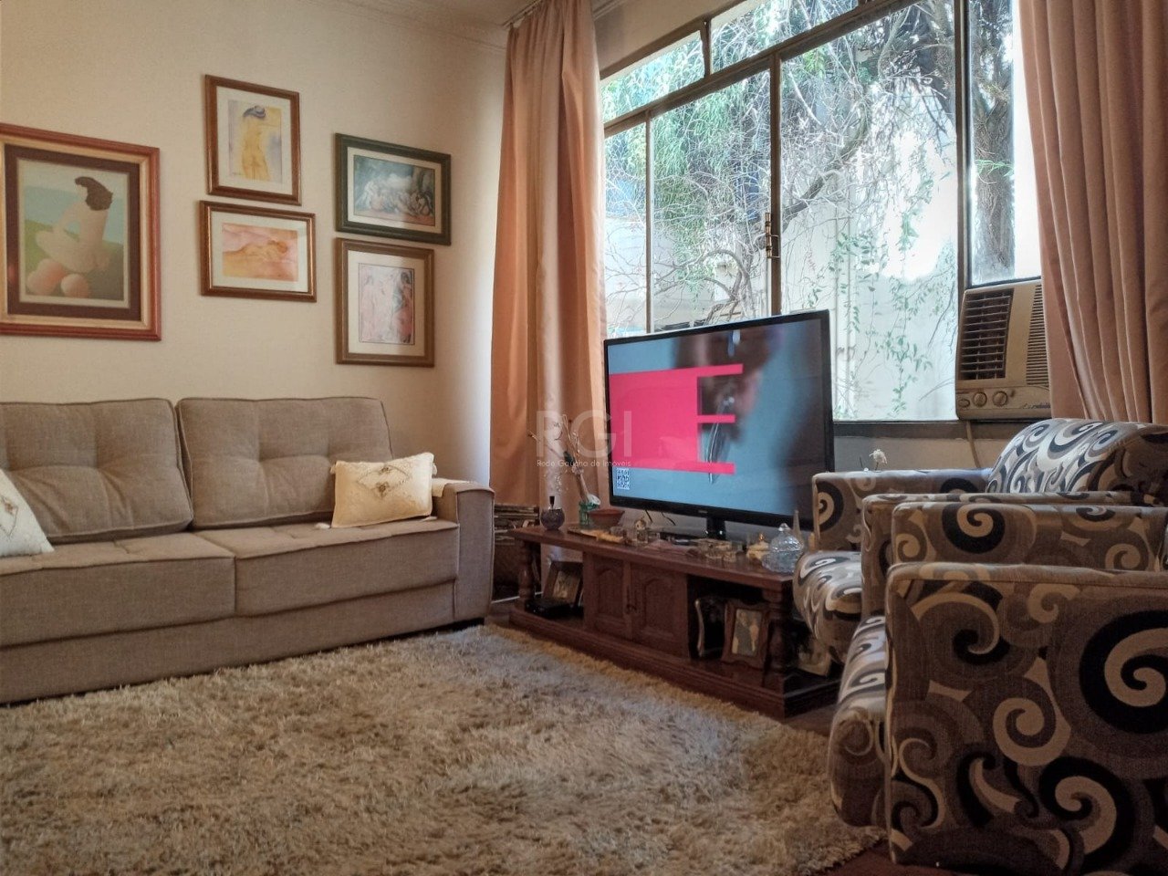 Apartamento à venda com 91m², 3 quartos no bairro Santana em Porto Alegre