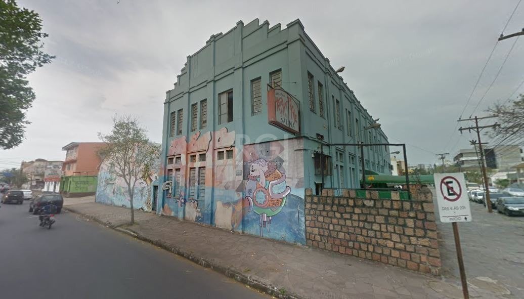 Terreno com 2.955m² no bairro Navegantes em Porto Alegre para Comprar