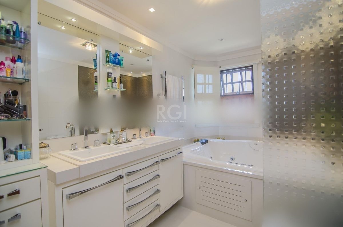 Casa, 3 quartos, 235 m² - Foto 24