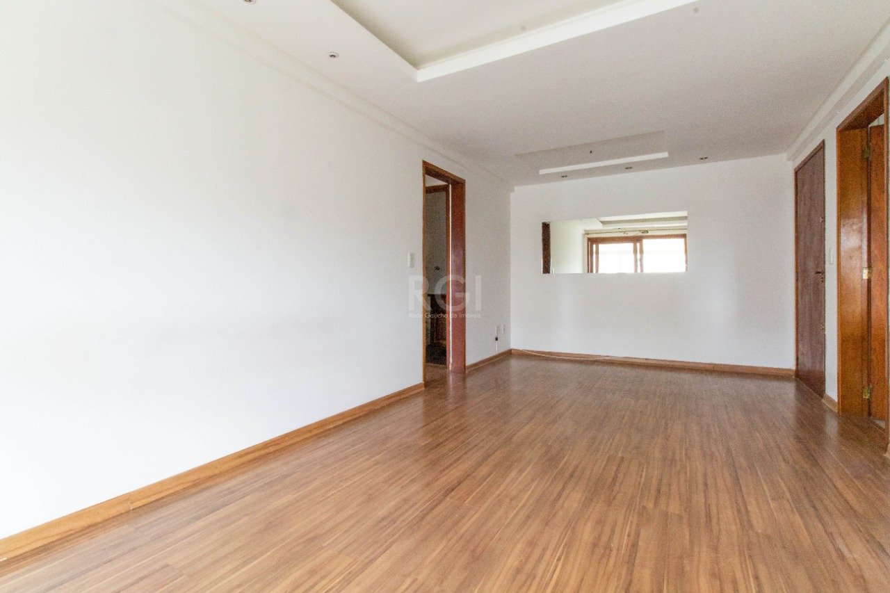 Apartamento com 70m², 1 dormitório, 1 vaga no bairro Santo Antonio em Porto Alegre para Comprar