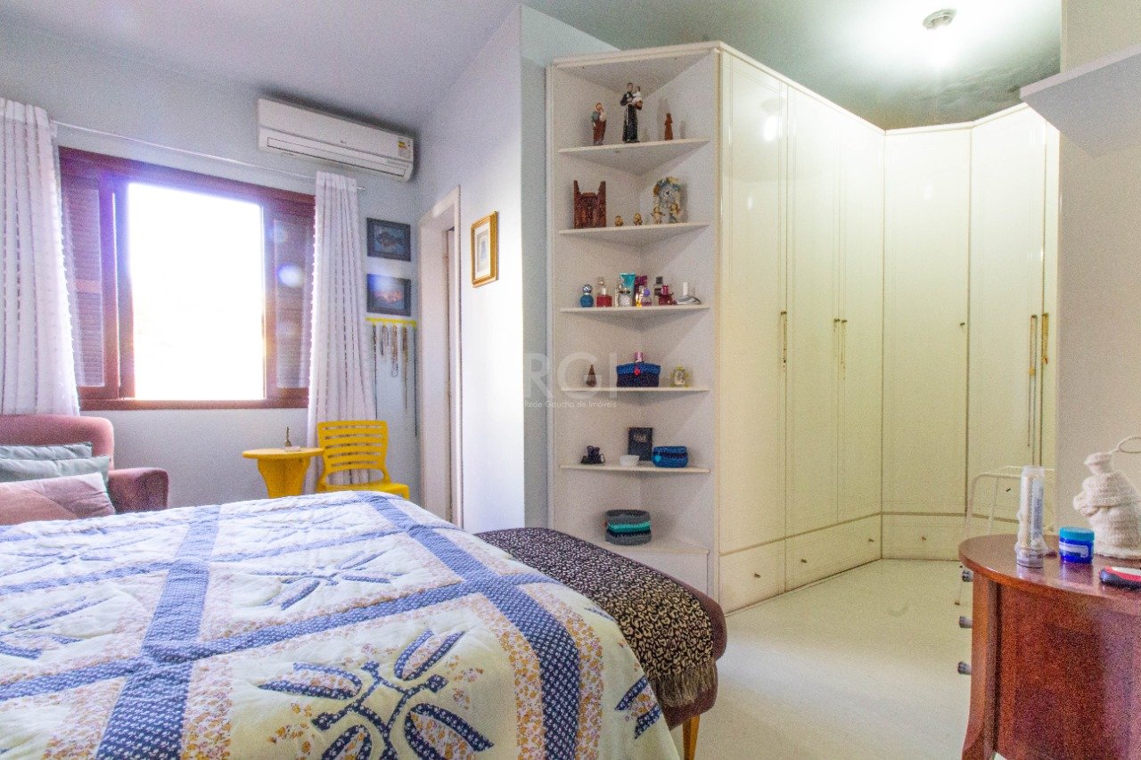 Casa, 4 quartos, 225 m² - Foto 24