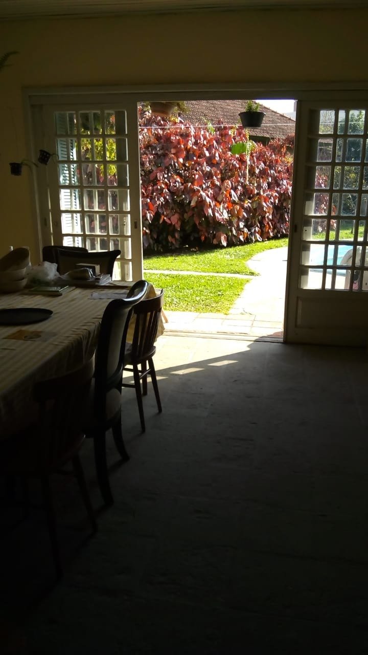 Casa, 3 quartos, 250 m² - Foto 1